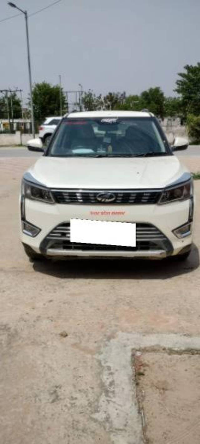 https://images10.gaadi.com/usedcar_image/4353278/original/processed_fcbacac8-d1f6-4182-8bdc-9e26af22a256.jpg?imwidth=6400