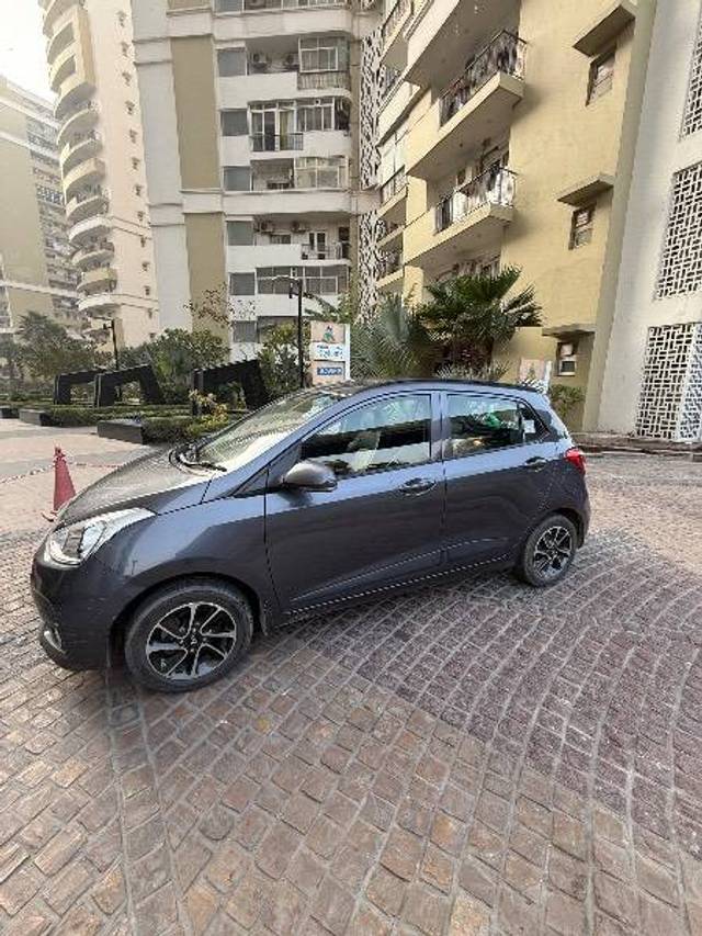 https://images10.gaadi.com/usedcar_image/4353325/original/19a42e903c247d1e6577ea49a47fce7d.jpeg?imwidth=6401