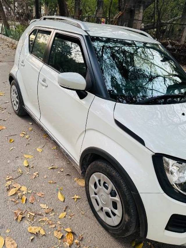 https://images10.gaadi.com/usedcar_image/4353341/original/4698af52252560cdcb9c0d2469dbb2af.jpeg?imwidth=6402