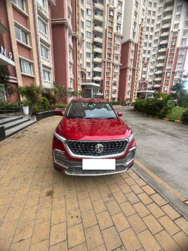 https://images10.gaadi.com/usedcar_image/4353351/original/39c4f815a4fd4239772675966d758392.jpeg?imwidth=6400