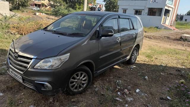 https://images10.gaadi.com/usedcar_image/4353550/original/processed_5fe81466-21dd-4609-822c-063acfc131e7.jpeg?imwidth=6402