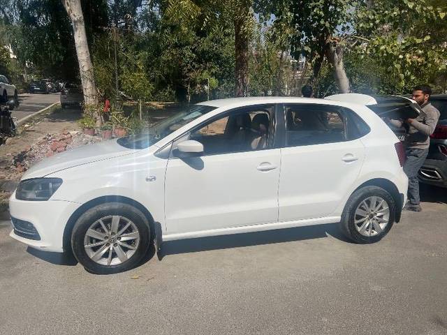 https://images10.gaadi.com/usedcar_image/4353716/original/97464880301252785ef7a22199fda344.jpeg?imwidth=6401