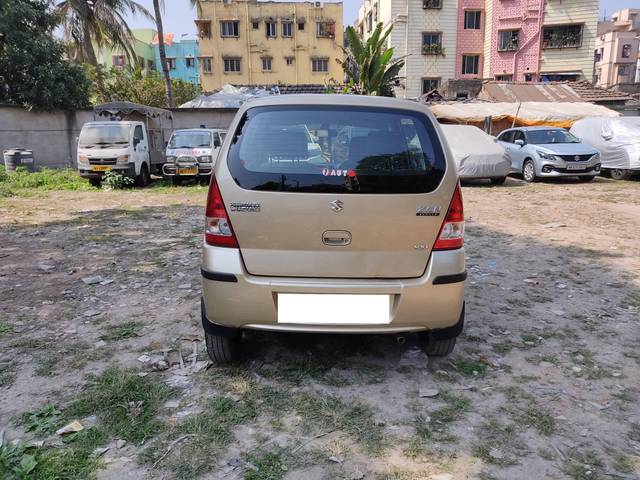 https://images10.gaadi.com/usedcar_image/4353776/original/processed_1afeffaceff8d7c03022a8cf1b00b153.jpg?imwidth=6401