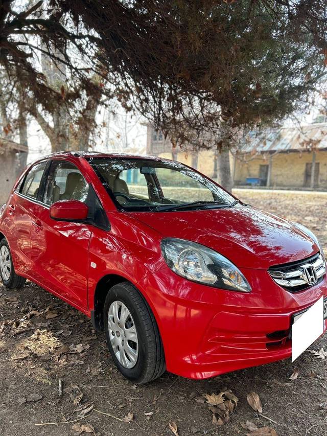 https://images10.gaadi.com/usedcar_image/4353777/original/processed_515b5c89bf8f48ef5cf8f91af273e044.jpg?imwidth=6400