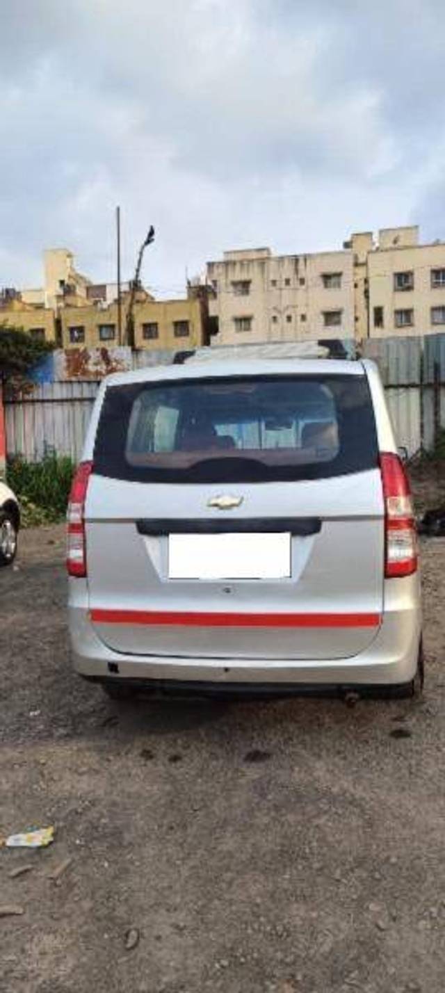 https://images10.gaadi.com/usedcar_image/4353786/original/3b6798fbdee979af894ed17d55aa85f7.jpeg?imwidth=6402