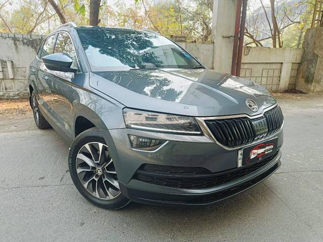 https://images10.gaadi.com/usedcar_image/4353790/original/processed_091fabb73cf57dbf76a1ca74ae185377.jpg?imwidth=6400