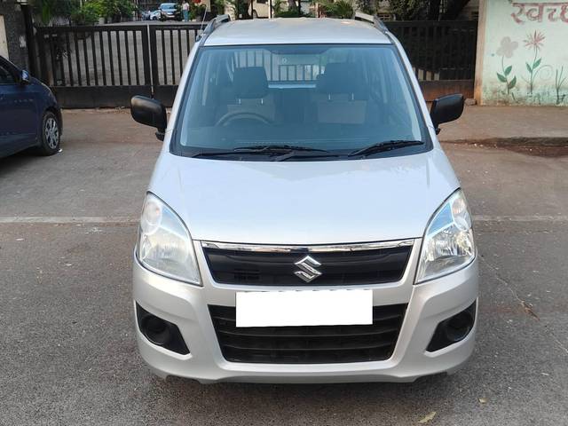 https://images10.gaadi.com/usedcar_image/4353816/original/processed_0125ebf2a9203e977a592897fba21b3a.jpg?imwidth=6400