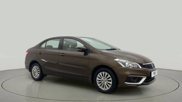 https://images10.gaadi.com/usedcar_image/4353835/original/ce5d56625d46e6cad7130097452e7a63.jpg?imwidth=6400