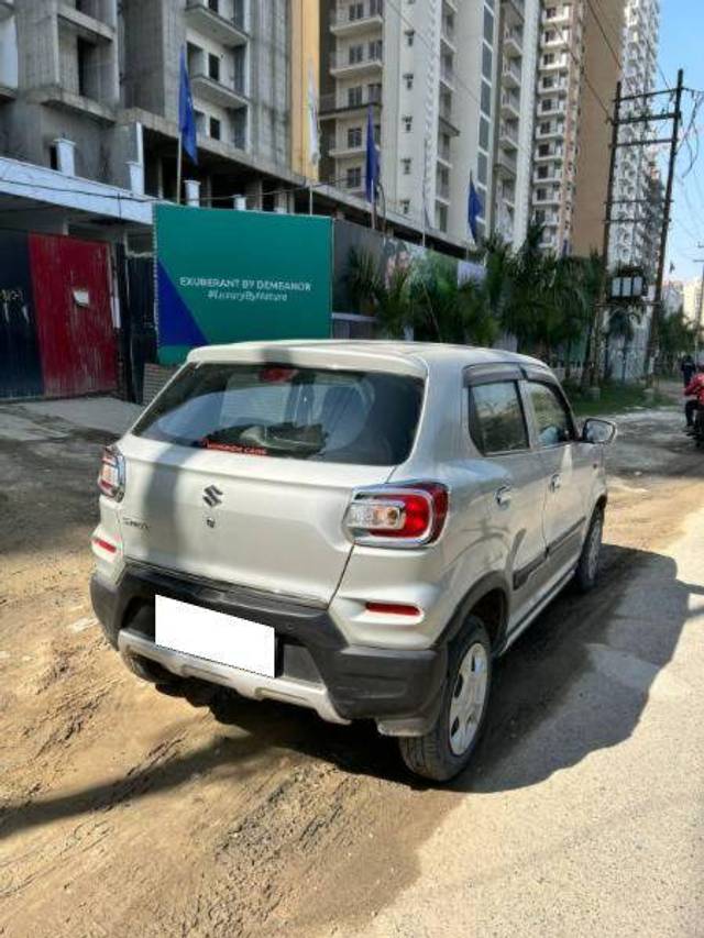 https://images10.gaadi.com/usedcar_image/4353891/original/52021663a9b47c4216bb3a8a4c6caf04.jpg?imwidth=6402