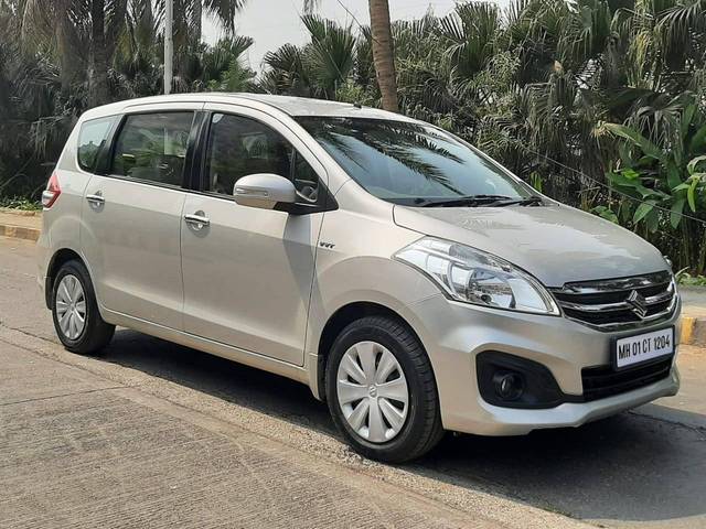 https://images10.gaadi.com/usedcar_image/4353974/original/processed_0bf91a1c830f00968025f9da74f80218.jpg?imwidth=6400