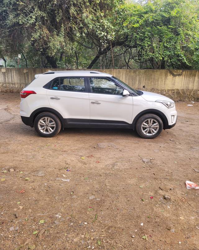 https://images10.gaadi.com/usedcar_image/4354071/original/a98446dd688ffac6e58bf4e51b911964.jpg?imwidth=6401