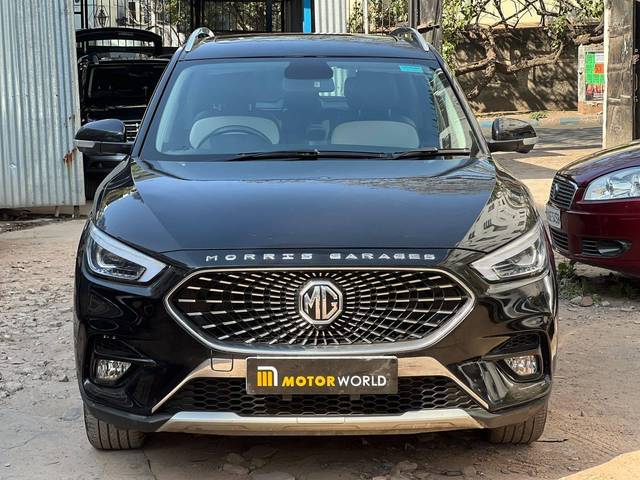 https://images10.gaadi.com/usedcar_image/4354106/original/processed_868acbea800551aca8c2e581dfed26fc.jpg?imwidth=6400