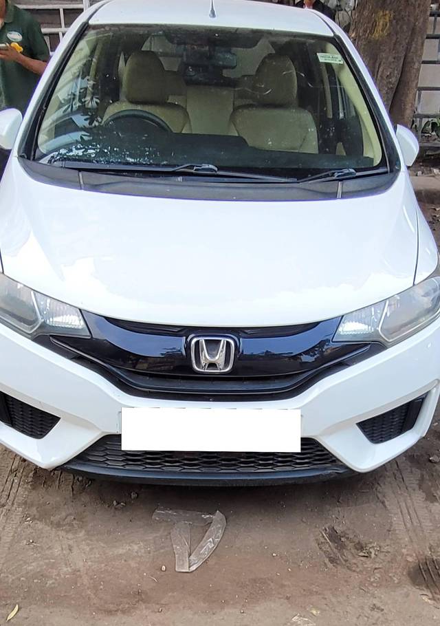 https://images10.gaadi.com/usedcar_image/4354109/original/processed_1f32f08a2652243077f0dd72d306c398.jpg?imwidth=6400