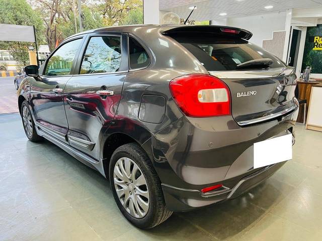 https://images10.gaadi.com/usedcar_image/4354122/original/processed_df67a05f02c09b9d59f6e1b2e2921973.jpg?imwidth=6402