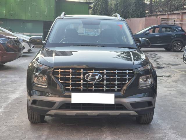 https://images10.gaadi.com/usedcar_image/4354182/original/processed_95d41d3821bba5f0c657763d43d18a43.jpg?imwidth=6400