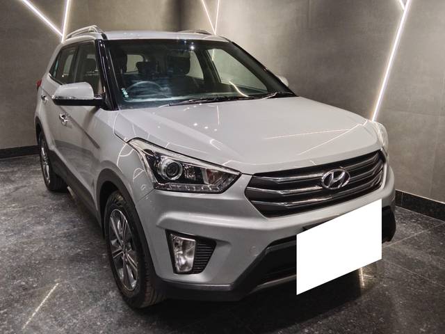 https://images10.gaadi.com/usedcar_image/4354238/original/processed_a6eb783e1cbe4764e1c4b165a24cedbc.jpg?imwidth=6400