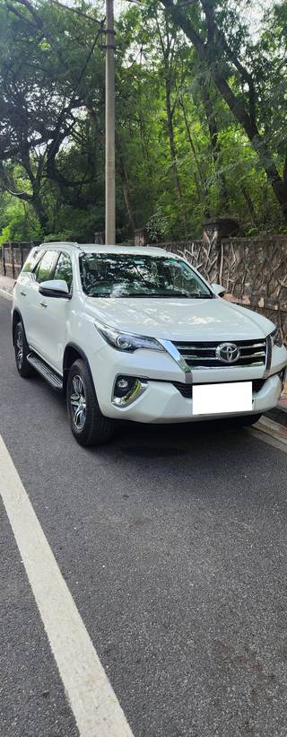 Toyota Fortuner 2016-2021 Toyota Fortuner 2.8 2WD MT BSIV