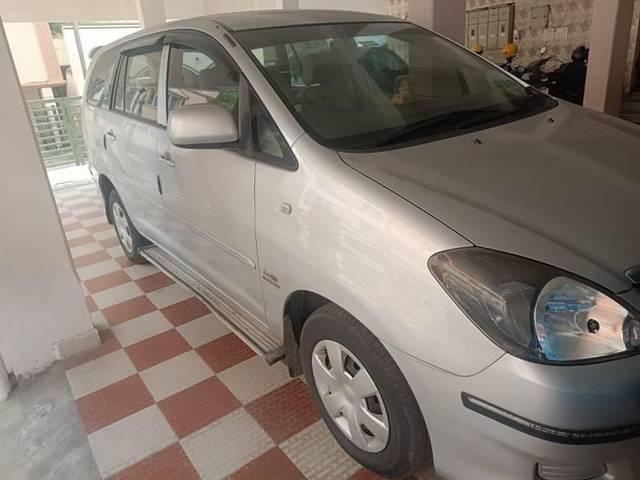 https://images10.gaadi.com/usedcar_image/4354273/original/processed_d7a49833-92b0-47c3-bcfc-b992274d21a3.jpeg?imwidth=6401