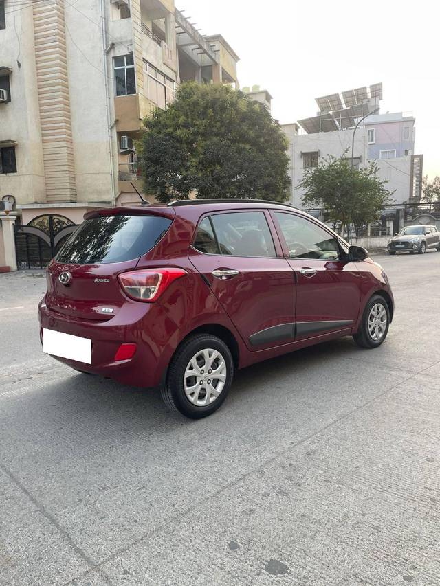 https://images10.gaadi.com/usedcar_image/4354295/original/processed_bc706ff79acadf9921a11393919eca0e.jpg?imwidth=6401