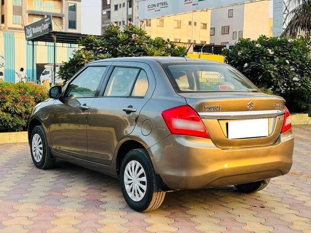 https://images10.gaadi.com/usedcar_image/4354395/original/processed_1ae79d63a328d507024715af4c2ef3e1.jpg?imwidth=6402