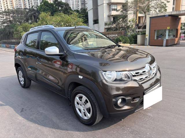 https://images10.gaadi.com/usedcar_image/4354412/original/processed_922d9c35b83a293e8ad340a8d980112c.jpg?imwidth=6400