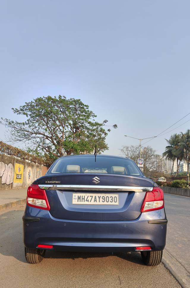 https://images10.gaadi.com/usedcar_image/4354419/original/processed_1448eeb17c5c9b5b626f73a540819bd0.jpg?imwidth=6402