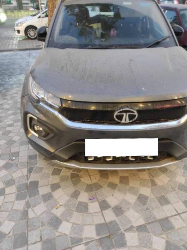 https://images10.gaadi.com/usedcar_image/4354457/original/processed_ad2fb7bd-2dd8-419b-9ffd-7dea99c0067c.jpg?imwidth=6400