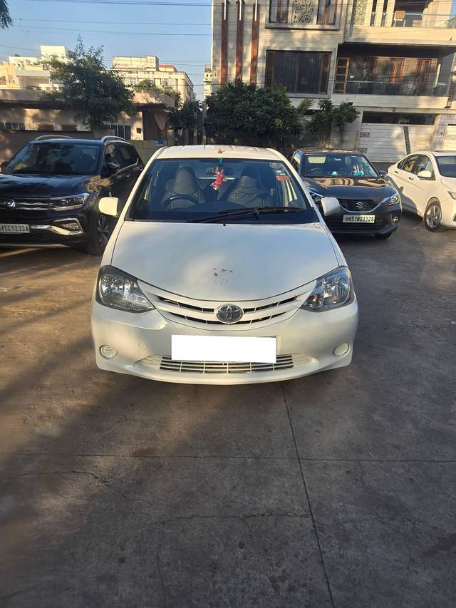 https://images10.gaadi.com/usedcar_image/4354469/original/processed_29598e7a55cd0fcb2e76a214b388c3d4.jpg?imwidth=6402