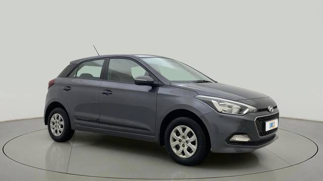 https://images10.gaadi.com/usedcar_image/4354484/original/9a5c97918b3c957c62a46181909a841a.jpg?imwidth=6400