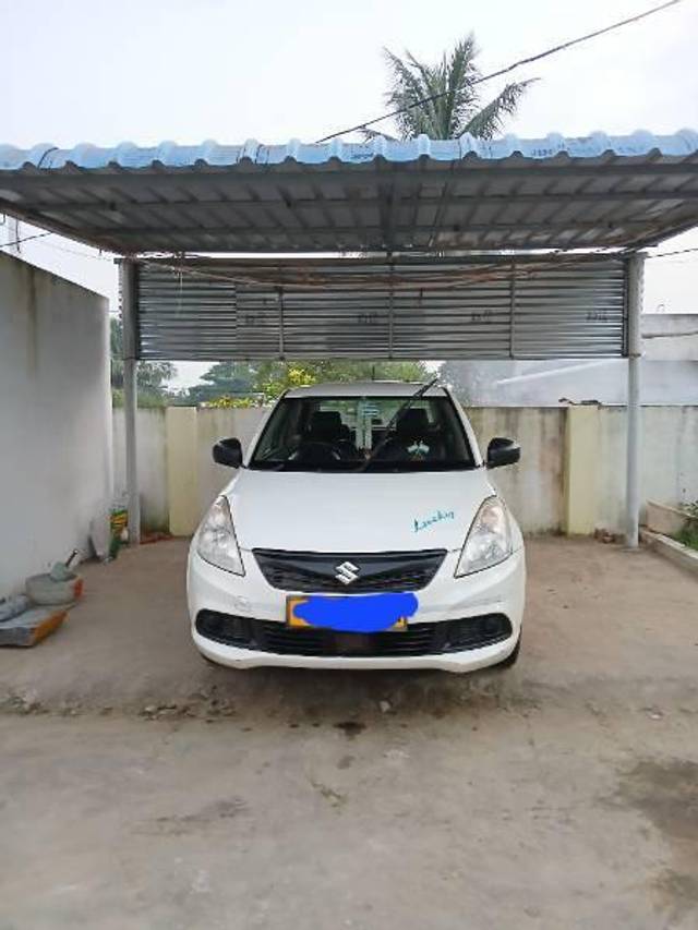 https://images10.gaadi.com/usedcar_image/4354686/original/processed_55202cc0-35fb-46db-89da-a3e449630750.jpg?imwidth=6400