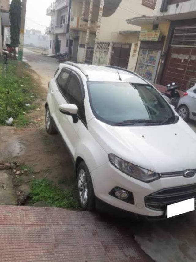 https://images10.gaadi.com/usedcar_image/4354739/original/processed_d5133858-9e50-4377-b091-a96f554f3043.jpg?imwidth=6400