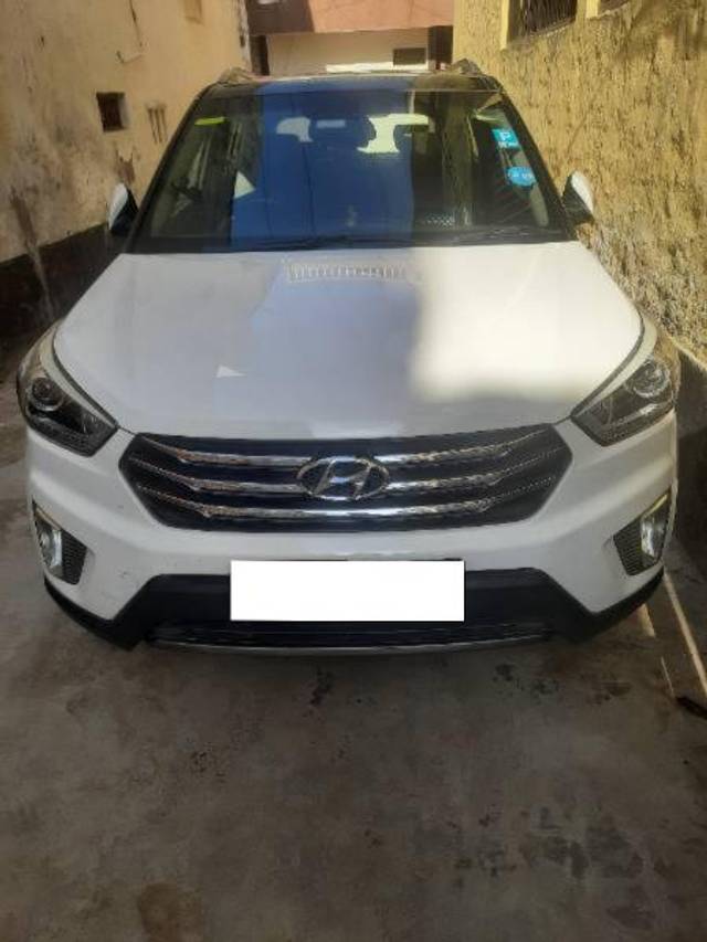 https://images10.gaadi.com/usedcar_image/4354880/original/processed_7486be7d-e7d6-468f-baca-a3d6ed7eb46b.jpg?imwidth=6400