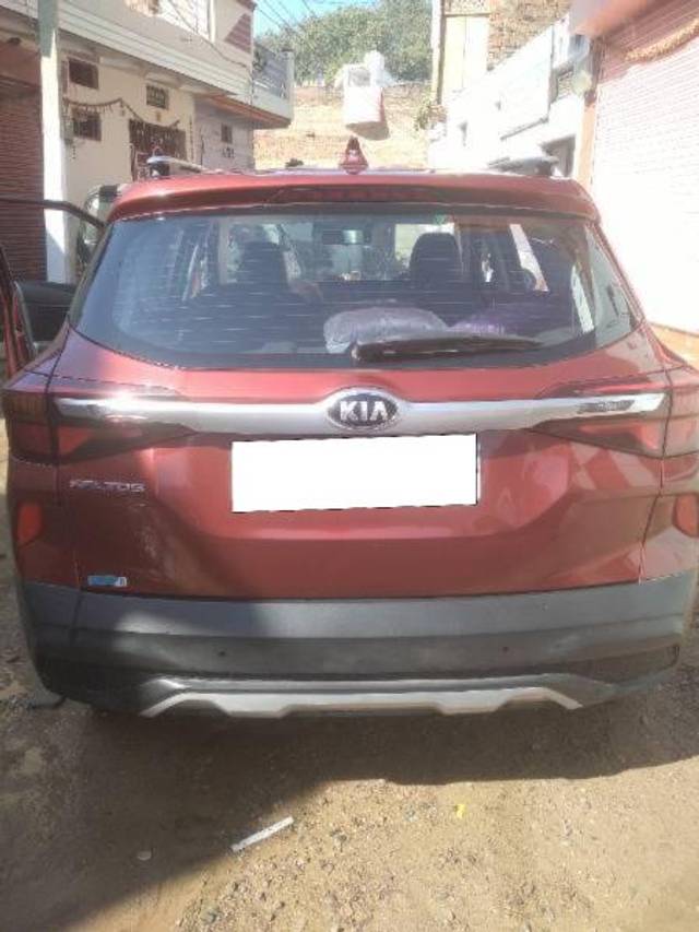 https://images10.gaadi.com/usedcar_image/4354956/original/processed_379e3540-1594-4f46-8b15-a17f54a3e09d.jpg?imwidth=6401