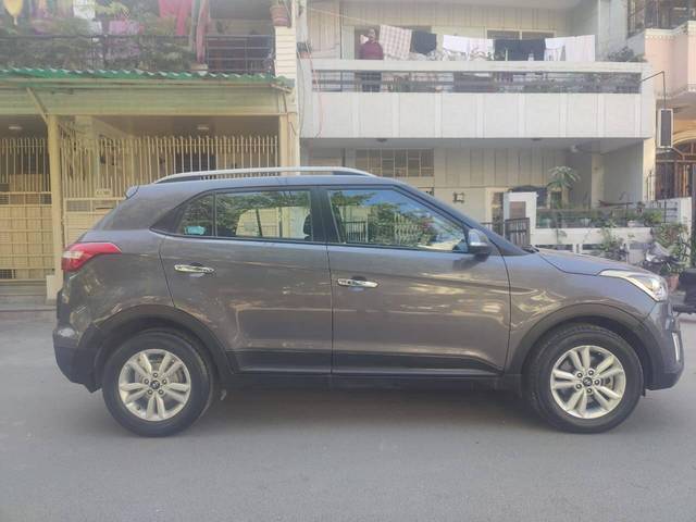 https://images10.gaadi.com/usedcar_image/4355017/original/processed_348ceb08159ad1c312bf1474194c1f68.jpg?imwidth=6401