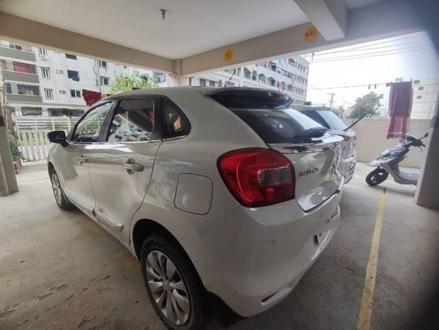 https://images10.gaadi.com/usedcar_image/4355048/original/processed_786e54f5-8ec1-4e05-90fb-51aaabf70c16.jpg?imwidth=6401