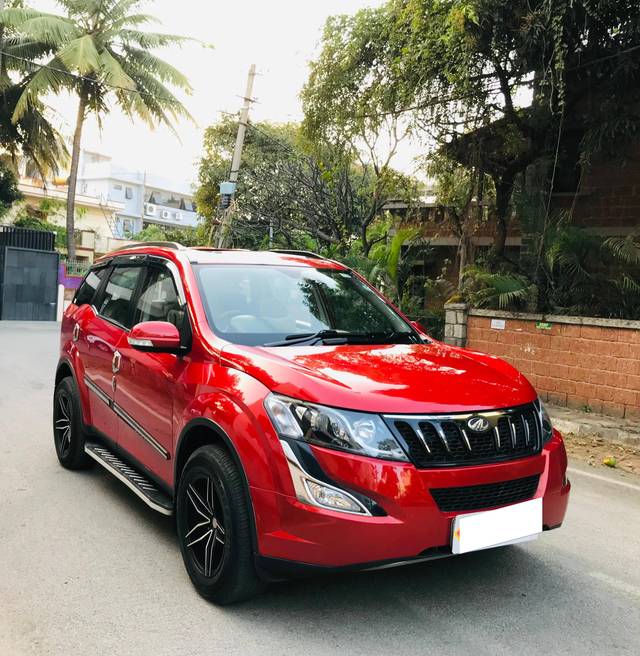 https://images10.gaadi.com/usedcar_image/4355049/original/processed_6511b6864e679b3e315cdd4169f09491.jpg?imwidth=6400