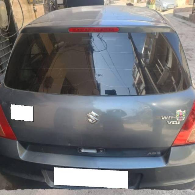 https://images10.gaadi.com/usedcar_image/4355072/original/processed_29ea5270-6cdb-44eb-930a-c1ed607cc608.jpg?imwidth=6402