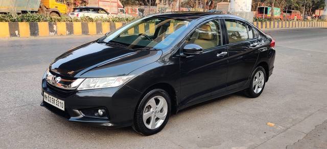 https://images10.gaadi.com/usedcar_image/4355100/original/processed_f2e674c6117272f42c49fcc2c1847251.jpg?imwidth=6401