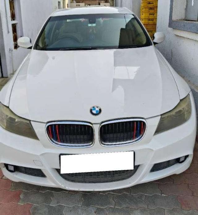 https://images10.gaadi.com/usedcar_image/4355331/original/processed_88c87537-ed5e-4fa1-9acf-46b009c4e00a.jpg?imwidth=6400