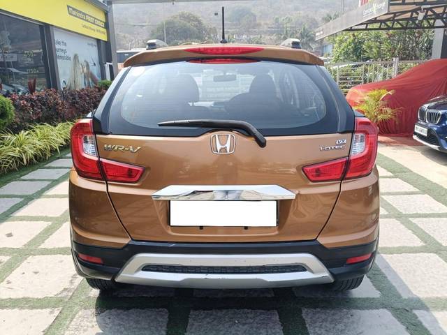 https://images10.gaadi.com/usedcar_image/4355508/original/processed_8d674d27d3952bc3082a71d608c88b87.jpg?imwidth=6401