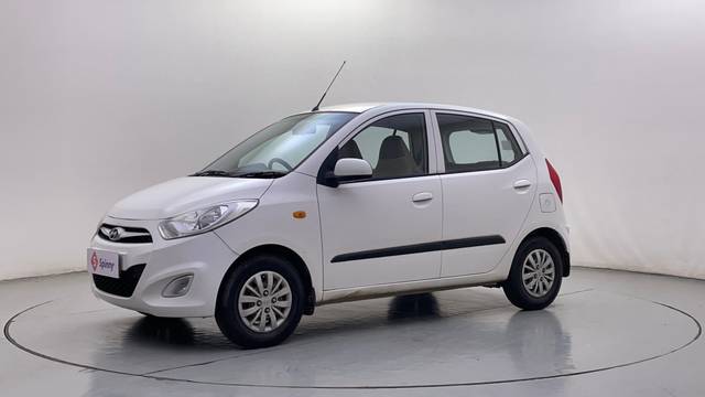 https://images10.gaadi.com/usedcar_image/4355571/original/08b26720b76f7e6484889a705c3a6ca8.JPG?imwidth=6400