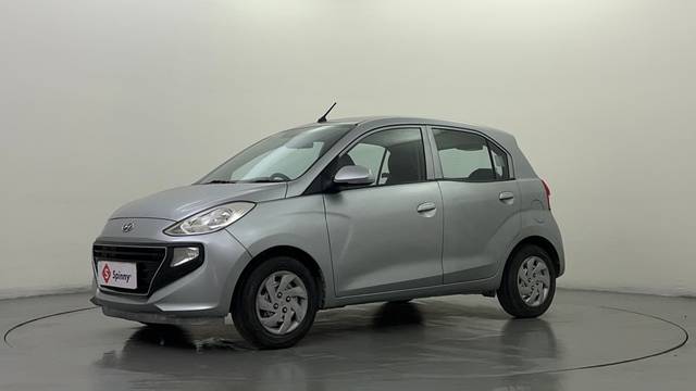 https://images10.gaadi.com/usedcar_image/4355833/original/beecf9ae351a207859602f178bf5b4b2.JPG?imwidth=6400