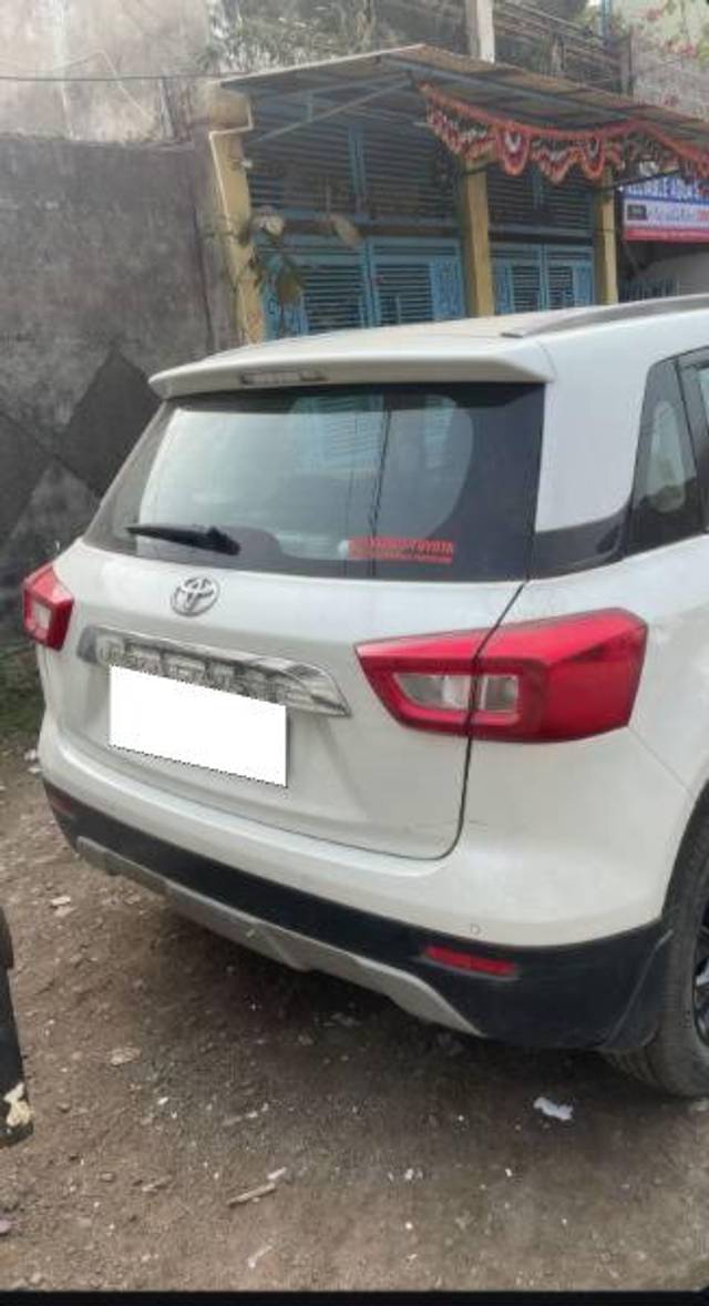 https://images10.gaadi.com/usedcar_image/4355907/original/processed_037dbc76-2115-48a4-bca8-c179b30e3eaf.jpg?imwidth=6401