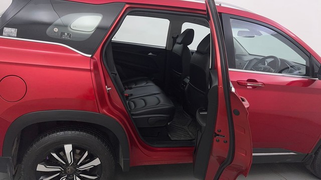 Second-hand 2020 MG Hector Plus Sharp CVT for sale in Gurgaon-23