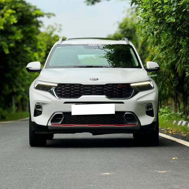 https://images10.gaadi.com/usedcar_image/4356066/original/processed_66c1473674099aae9d569cd93dbdd290.jpg?imwidth=6400