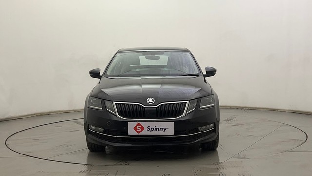 Second-hand 2018 Skoda Octavia 2.0 TDI MT Style for sale in Hyderabad-7