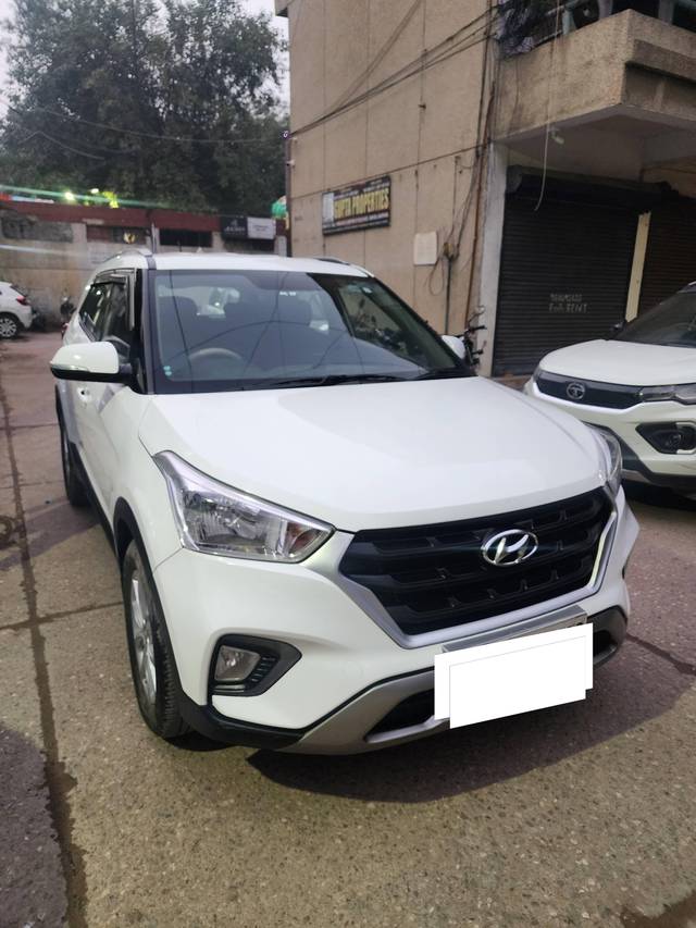 https://images10.gaadi.com/usedcar_image/4356535/original/processed_d64cdb080a1df430c505ad31c7e99d2c.jpg?imwidth=6400