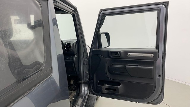 Second-hand 2021 Mahindra Thar LX 4WD Convert Top Diesel BSVI for sale in Jaipur-16