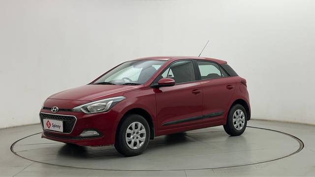 https://images10.gaadi.com/usedcar_image/4356654/original/d91cd8b8e60bf6389fd0a94247883005.JPG?imwidth=6400