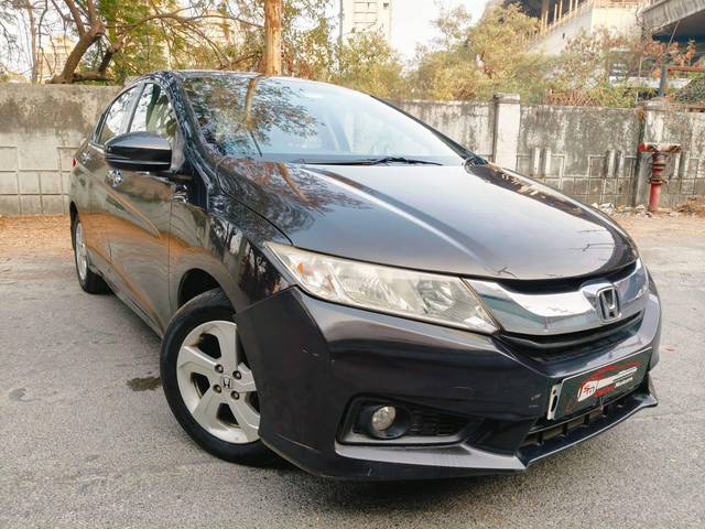 https://images10.gaadi.com/usedcar_image/4356909/original/processed_666c2080df4b9cec7169200d5b691321.jpg?imwidth=6400